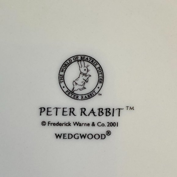 Wedgwood “Peter Rabbit” Frederick Warne & Co. 2001, 6" Bread Plate, NEW - Picture 4 of 5